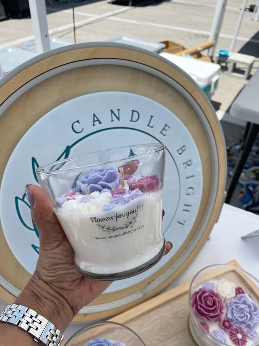 Floral Candle - Coconut and soy wax