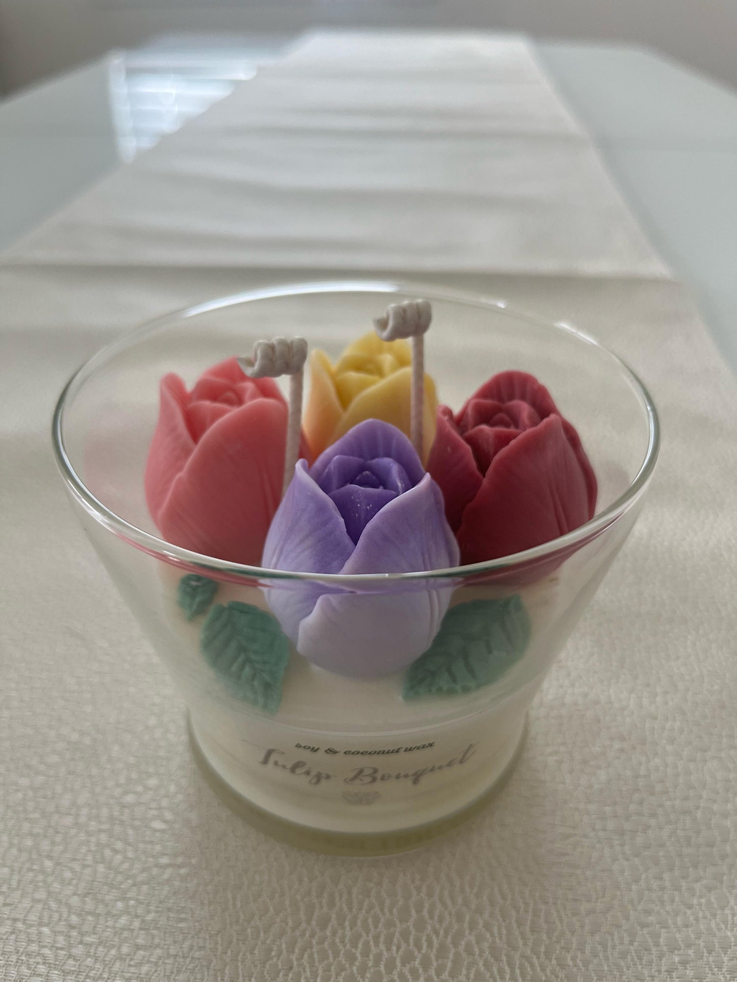 Floral Candle - Tulip Candle- Coconut and soy wax - Spring candle