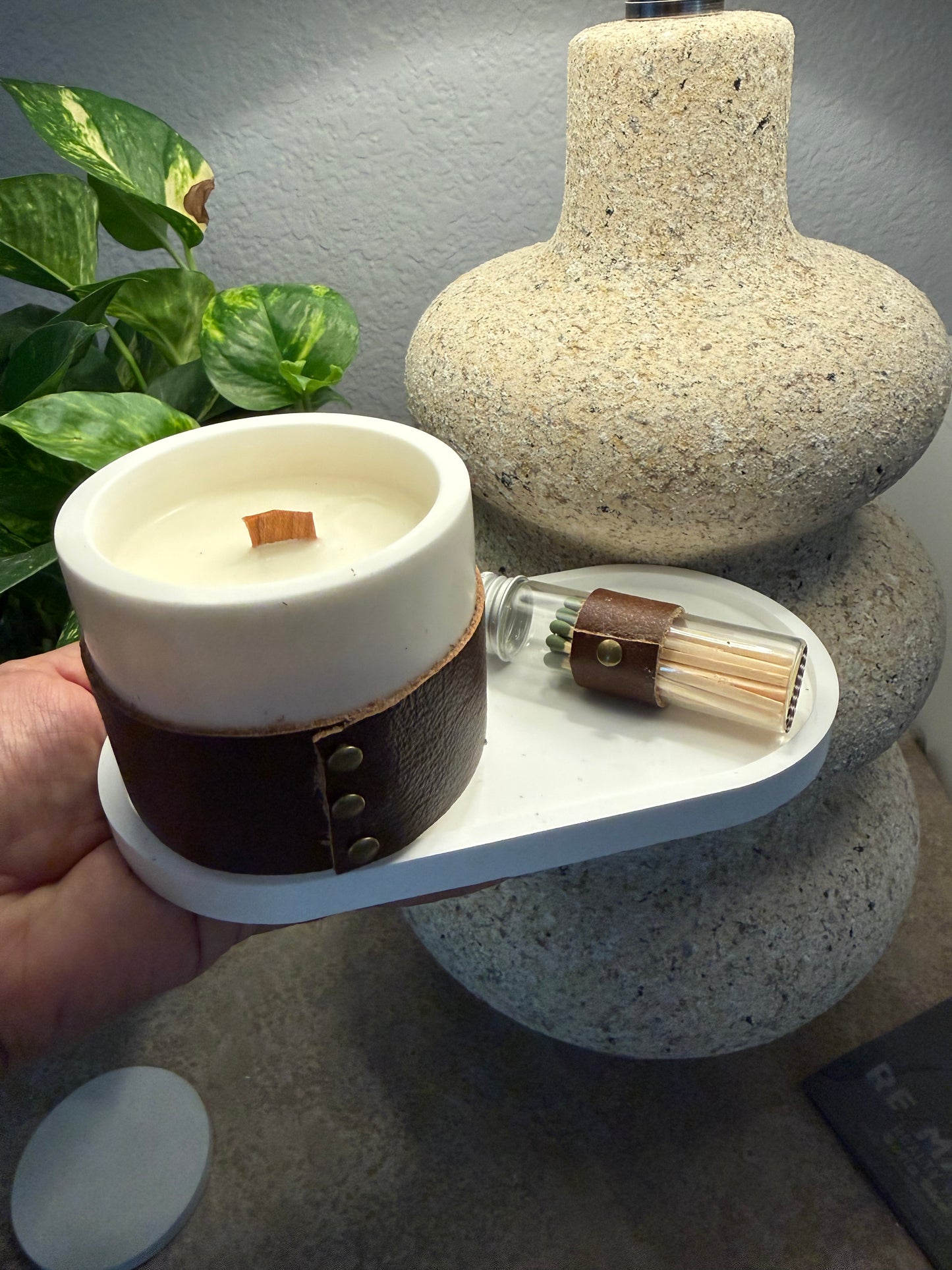 Handcrafted Candle & Tray Set with Leather Details | Modern Home Decor
