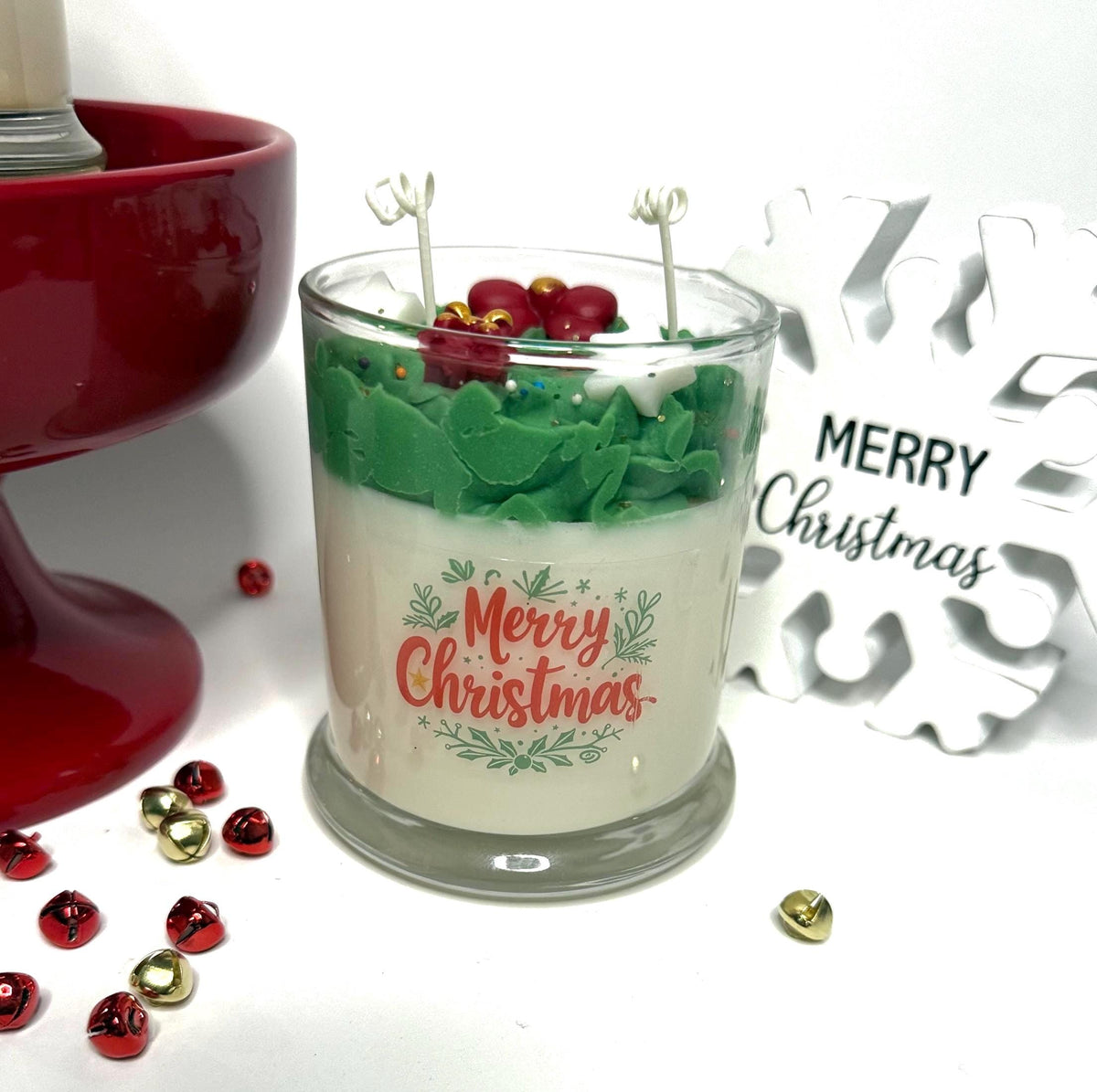 Christmas Wreath Candle – Hand-Poured Soy Wax, Christmas Tree Scent