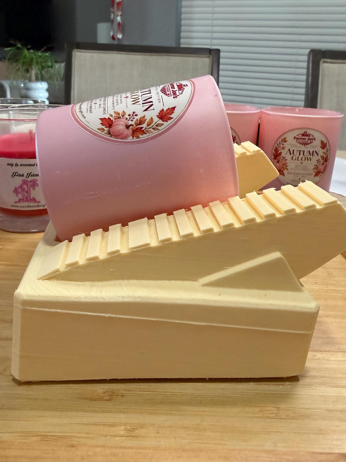 Candle Cradle Label Applicator for 8 oz, 12 oz & 16 oz Jars – Stepped Candle Labeling Jig 2.75" to 3.6"