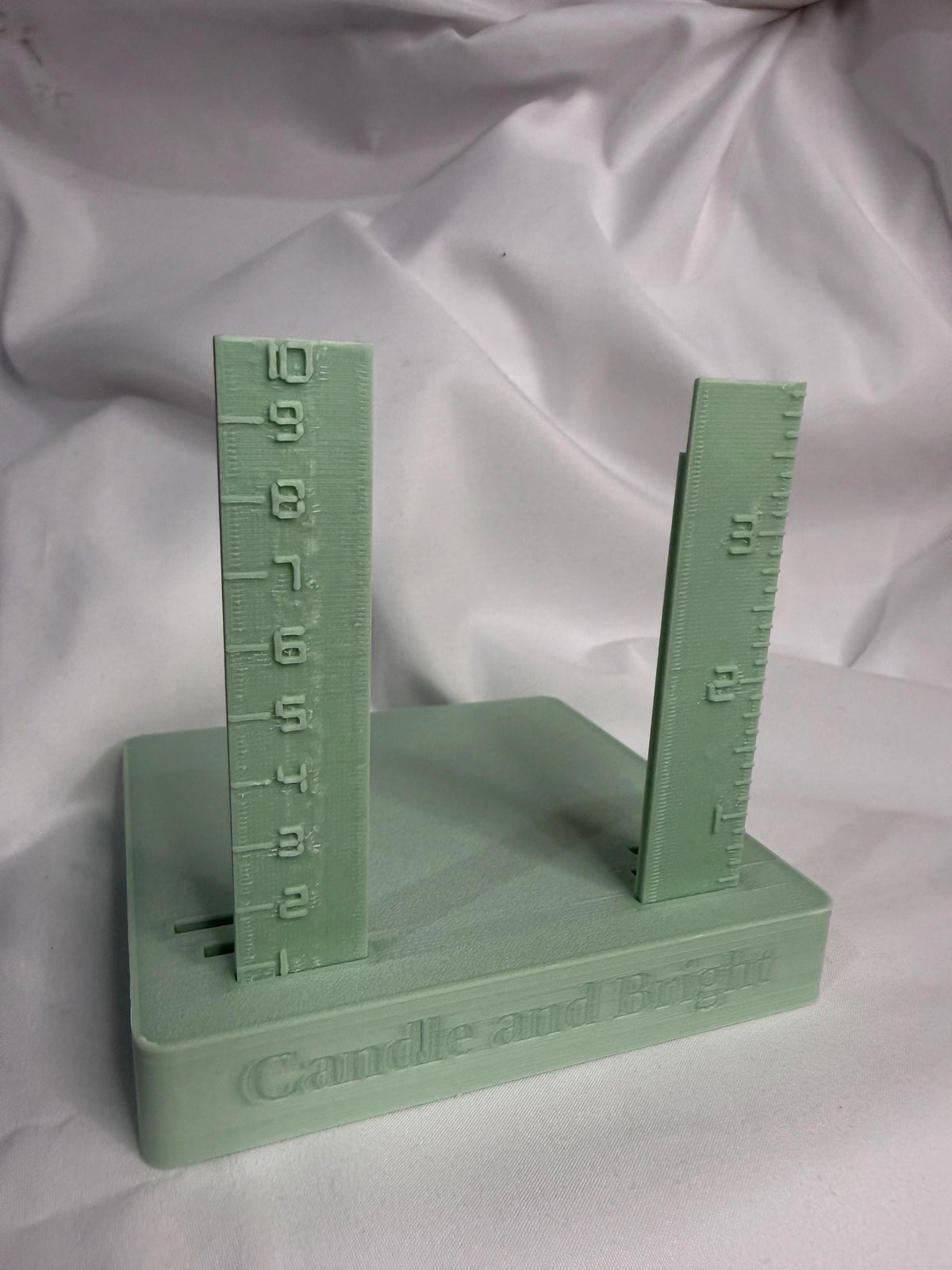 Candle Label Applicator Jig for 8 oz, 12 oz & 16 oz Jars – Adjustable 2.75" to 3.6" Label Alignment Tool